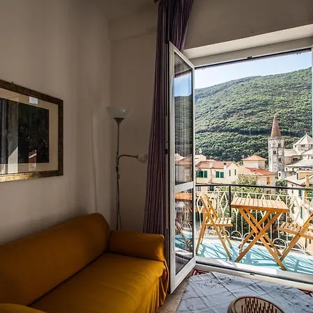 Appartamento Finestra Sul Borgo Finale Ligure