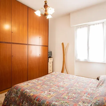 Finestra Sul Borgo Apartment Finale Ligure