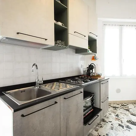 Apartment Finestra Sul Borgo Finale Ligure