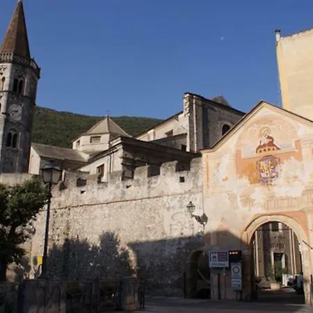 Appartamento Finestra Sul Borgo Finale Ligure